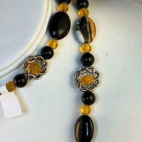 Black Onyx And Yellow Crystal Necklace With Tassel Pendant (NA81) - Picture 3 of 3